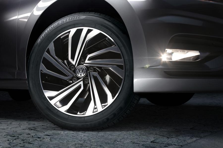 Колеса Volkswagen Jetta 2018 года  (MX) (фото 24 из 30)